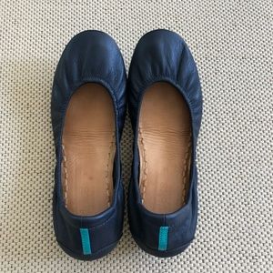 California Navy Tieks